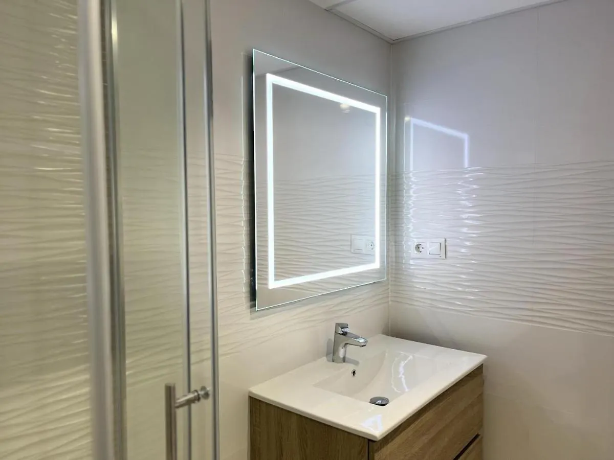 Apartmán Cd-Estudio, Estudio A Estrenar Acogedor Y Funcional, Centrico, Barrio Tranquilo Màlaga